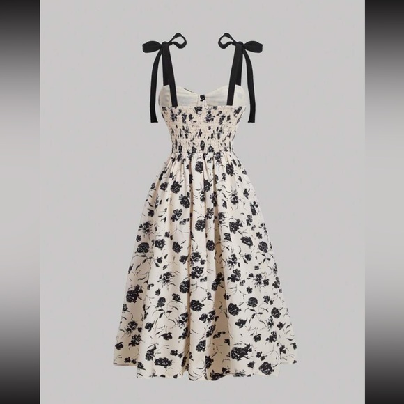 Black & white Floral Print Tie Shoulder Cami Dress - Picture 2 of 2